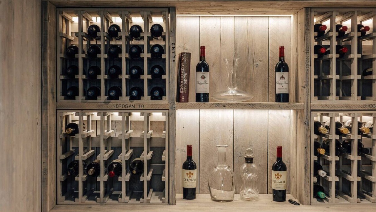 Photo of Others in Hurley