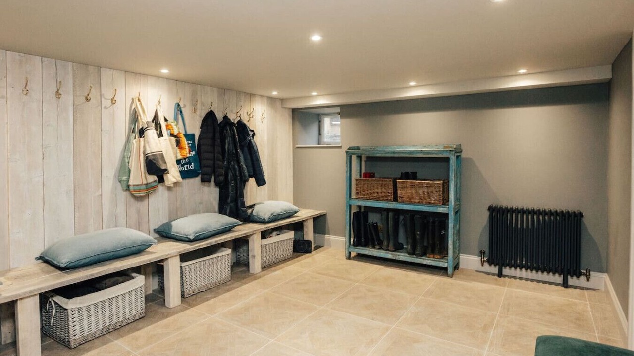 Photo of Others in Hurley