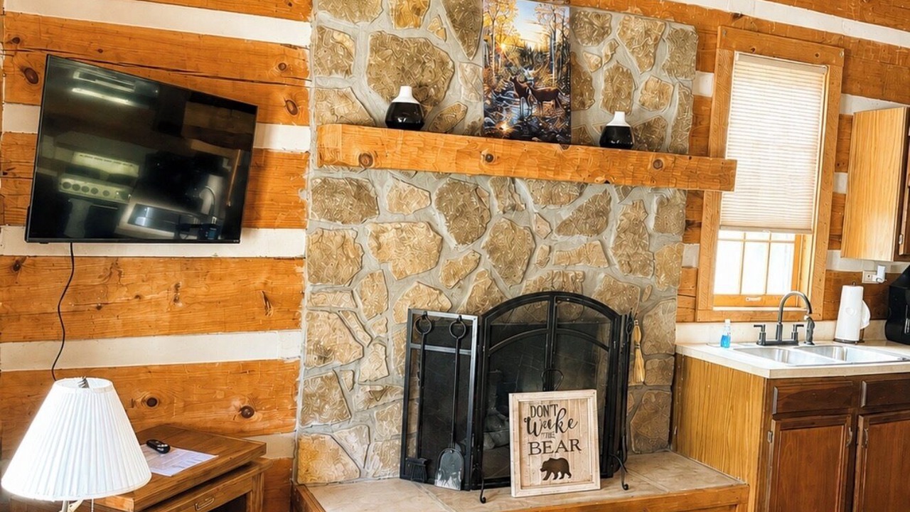 Photo of Livingroom in Pittman Center