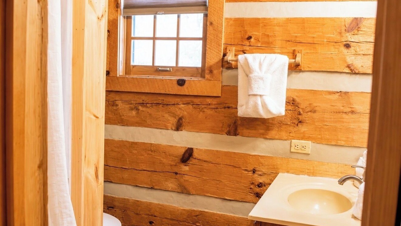 Photo of Bathroom in Pittman Center