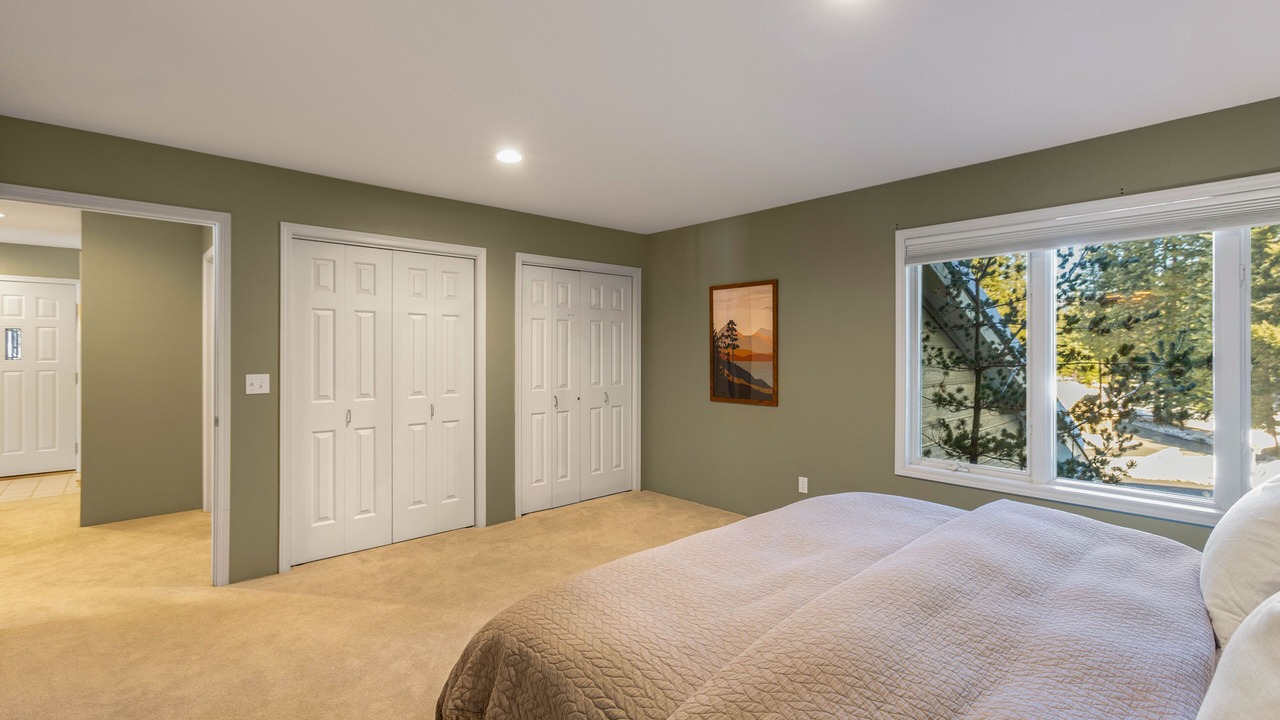 Photo of Bedroom in Leavenworth