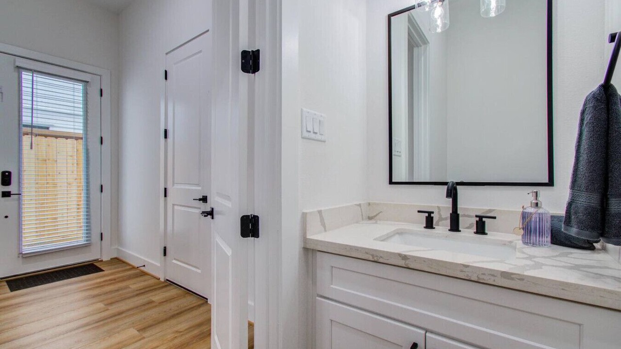 Photo of Bathroom in OST - South Union