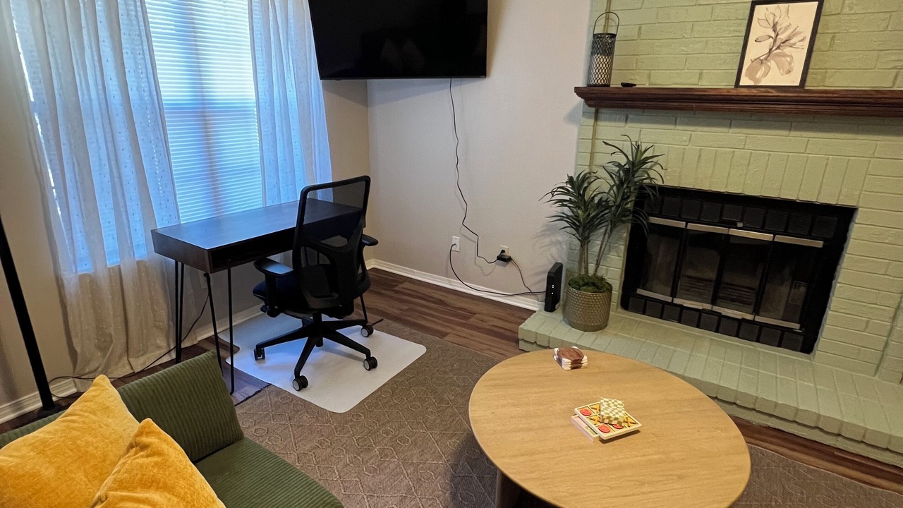 Photo of Livingroom in Tyler