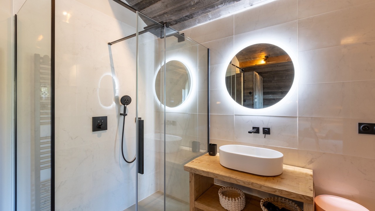 Photo of Bathroom in Egat