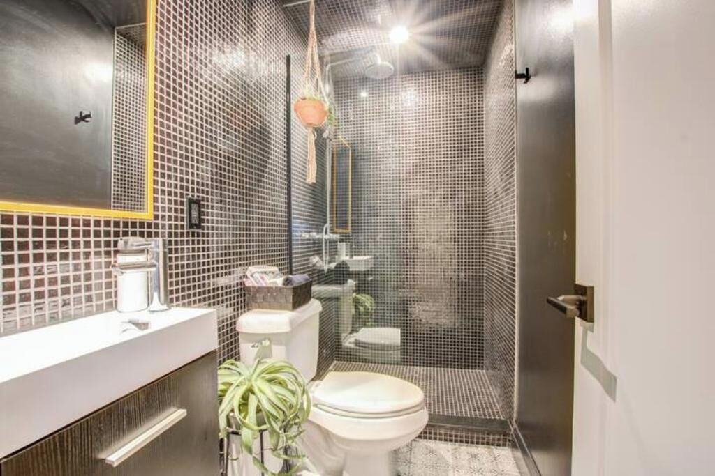 Photo of Bathroom in Cite Multimedia