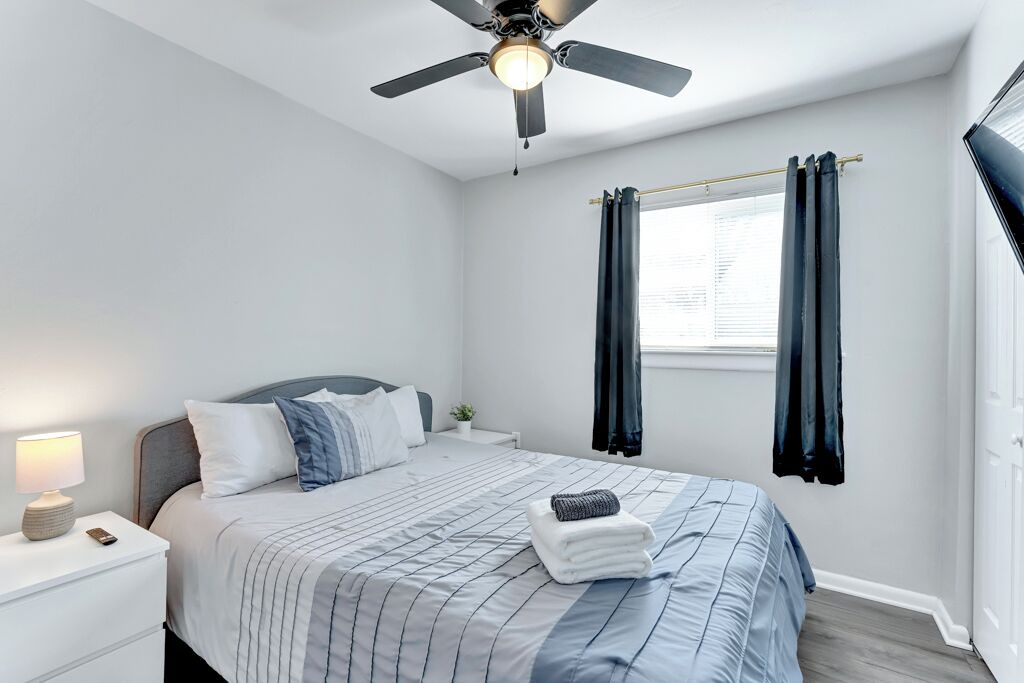 Photo of Bedroom in Northwest