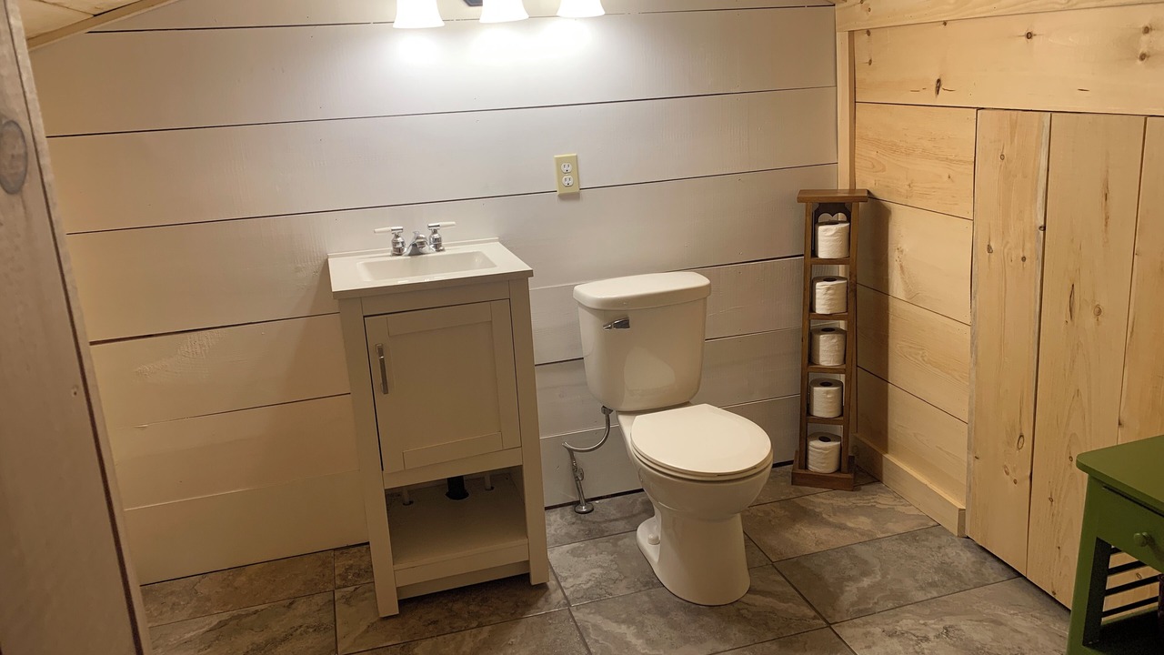 Photo of Bathroom in Feltzen South