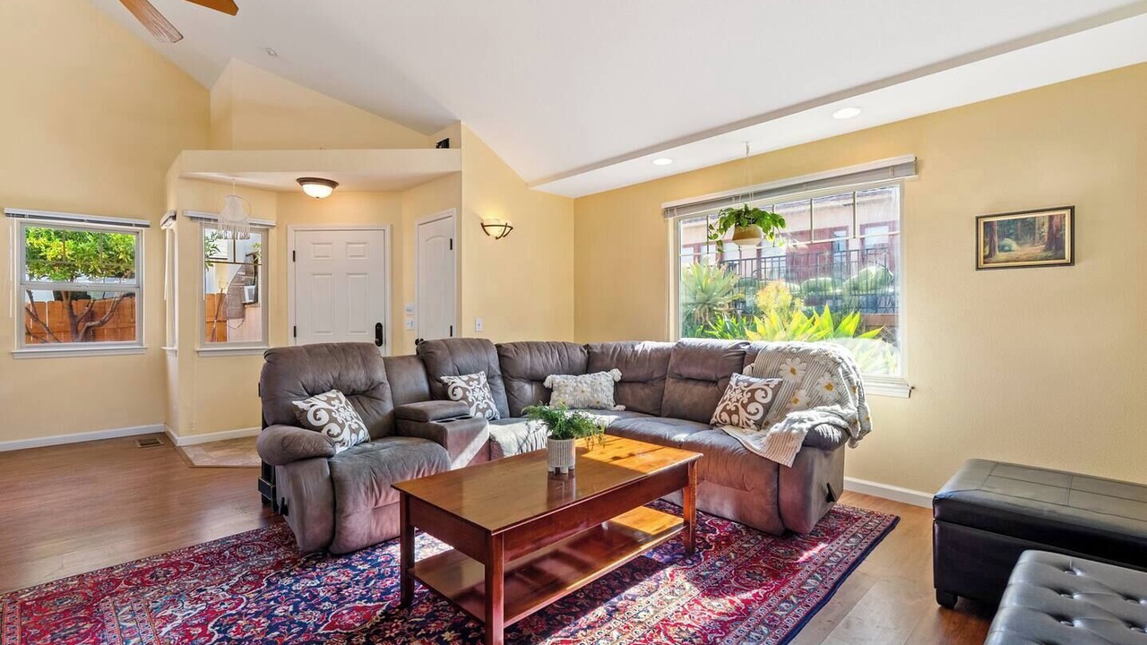 Photo of Livingroom in San Luis Obispo