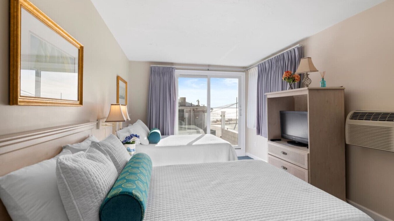Photo of Bedroom in Falmouth Heights