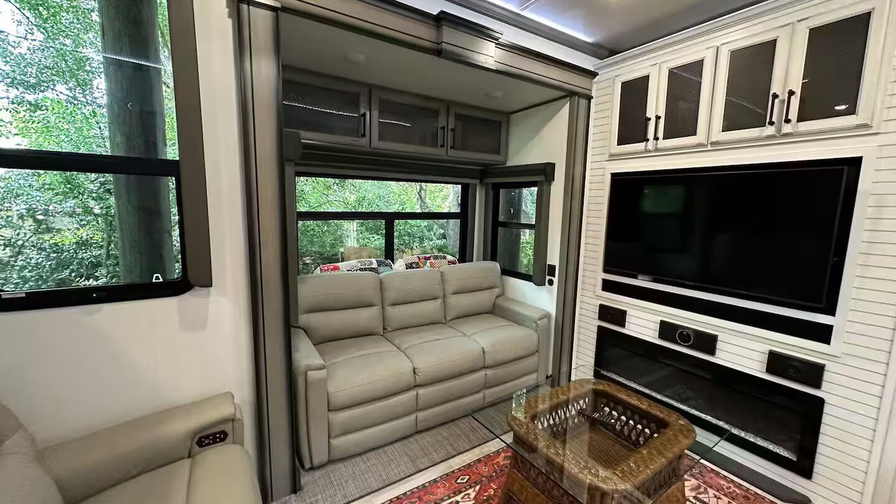 Photo of Livingroom in Lake Helen