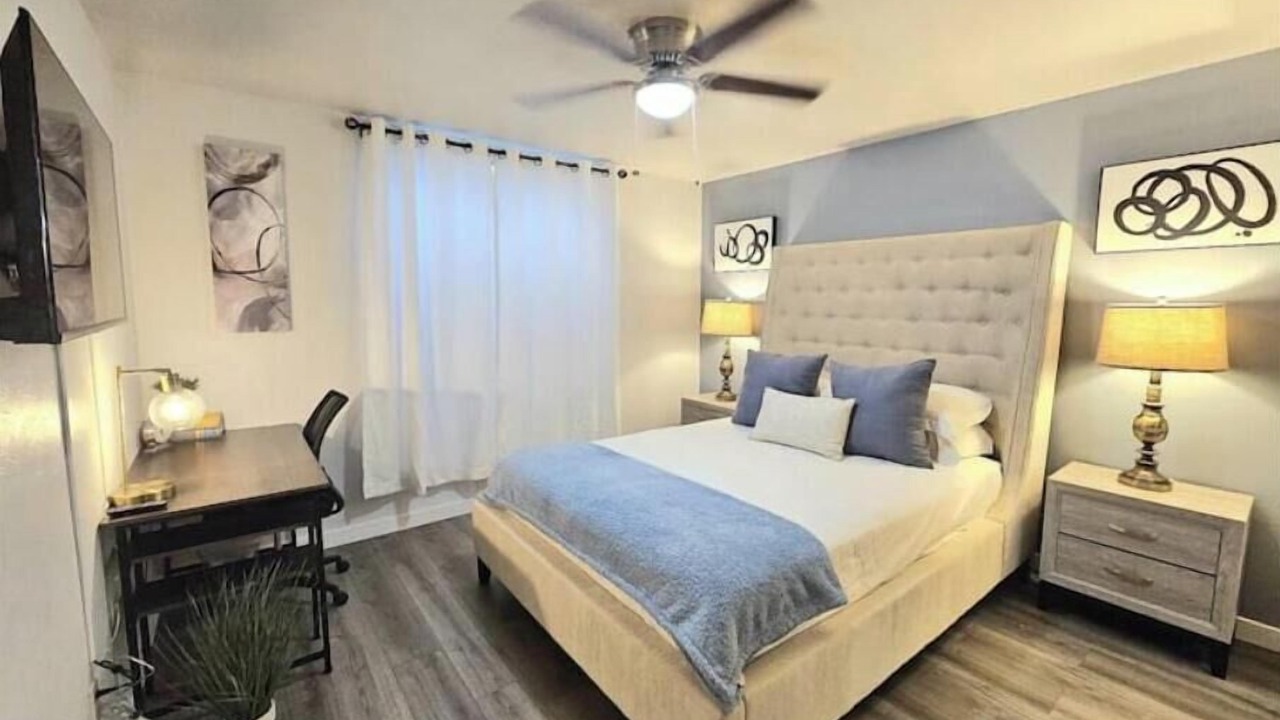 Photo of Bedroom in Garland