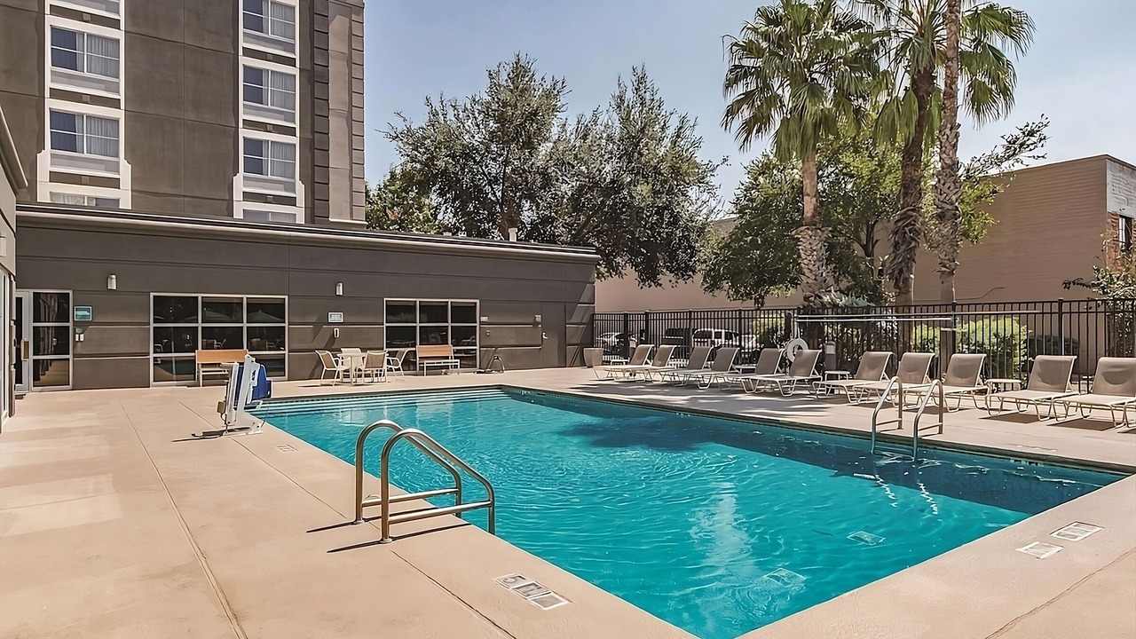 Photo of Outdoor in Arsenal