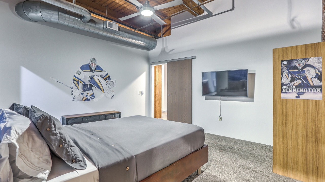Photo of Bedroom in Downtown West