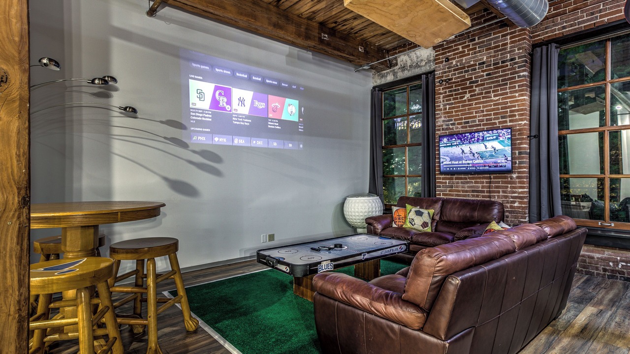 Photo of Bedroom in Downtown West