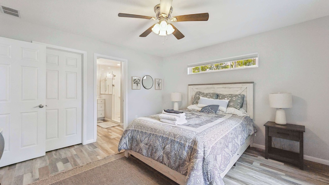 Photo of Bedroom in Greenbush