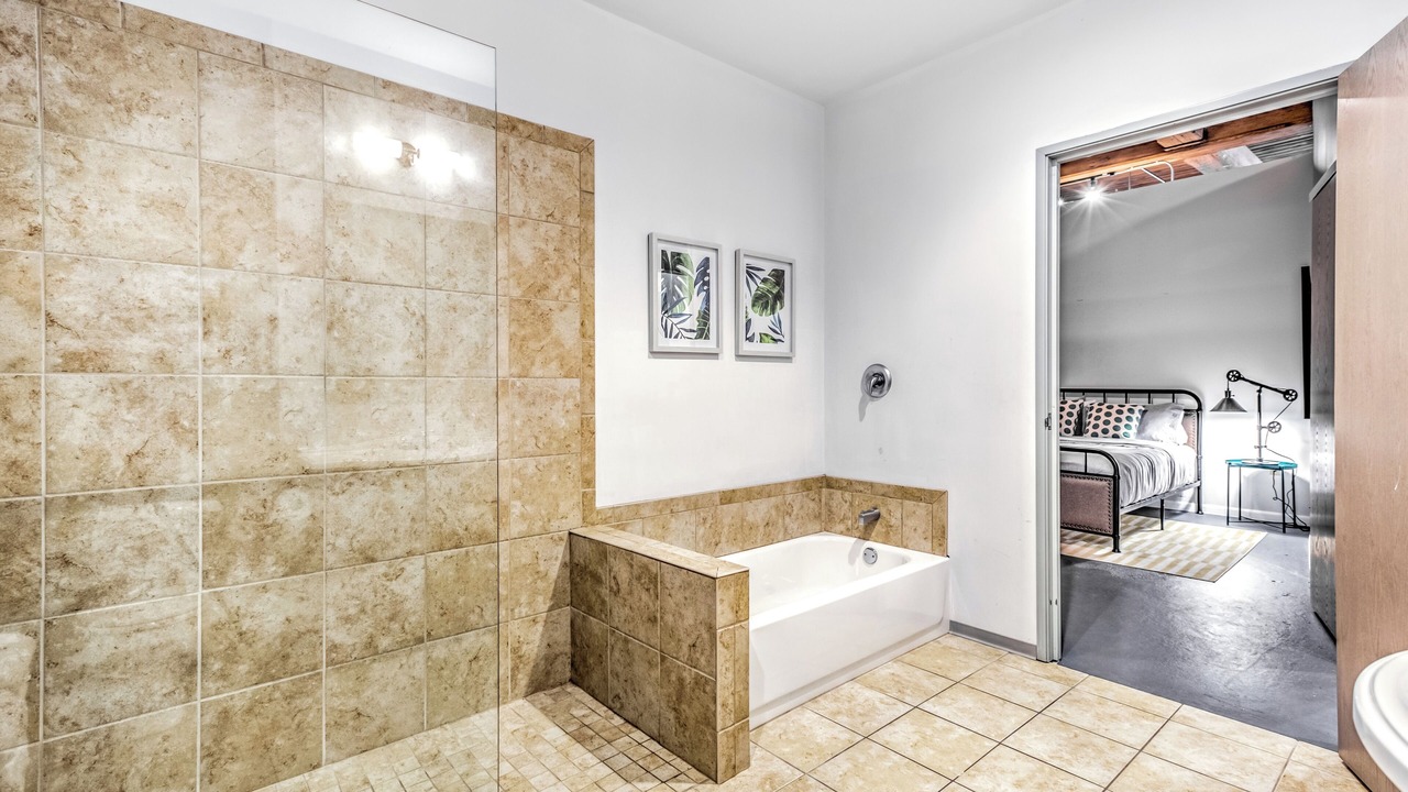 Photo of Bathroom in Downtown West