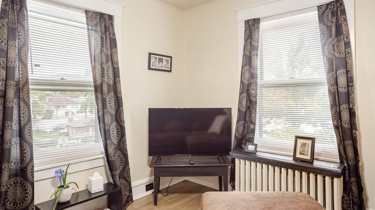 Photo of Livingroom in Shillington