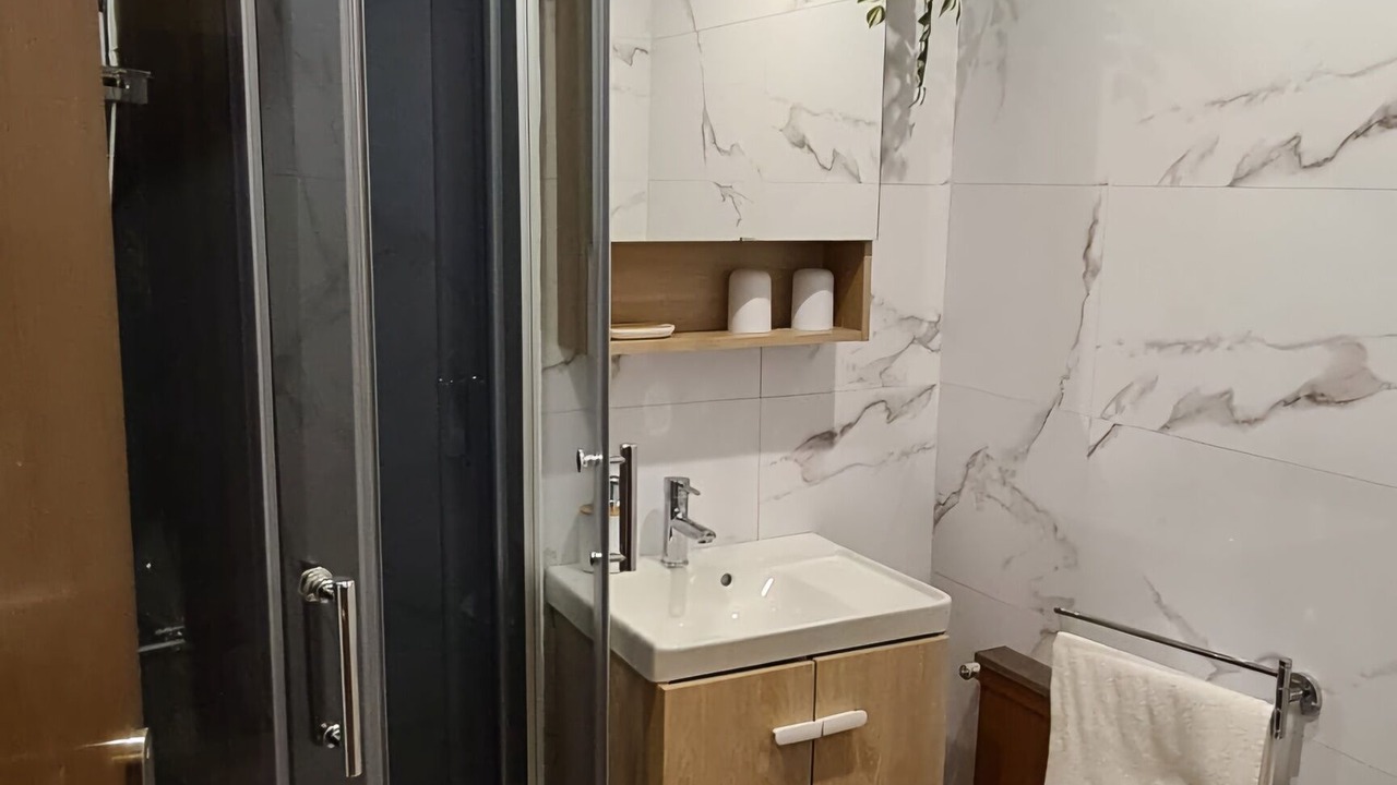 Photo of Bathroom in Avallon