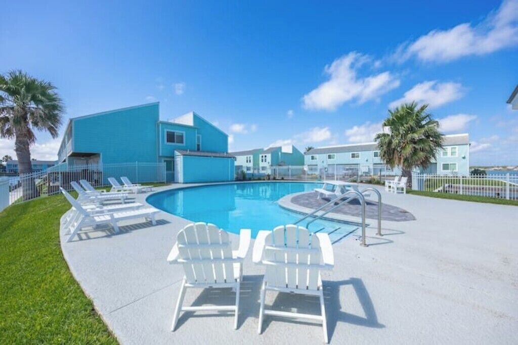Photo of Outdoor in Key Allegro