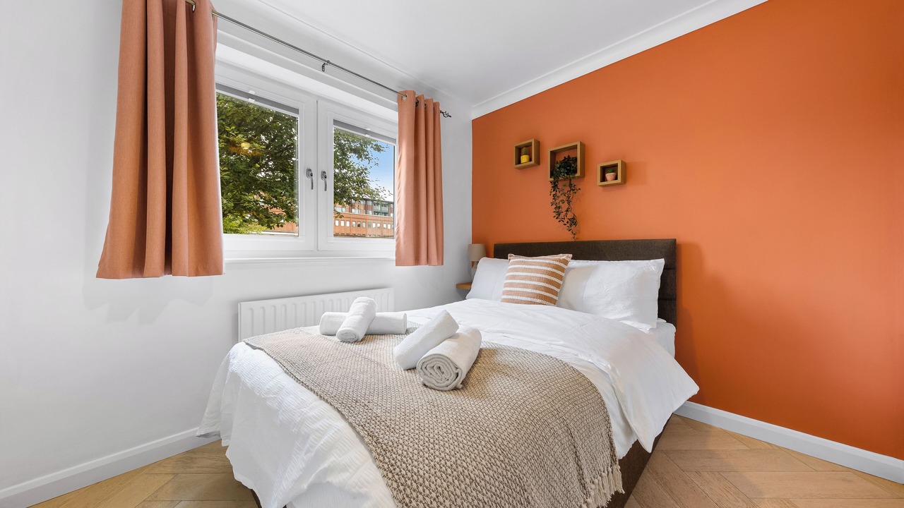 Photo of Bedroom in Syon