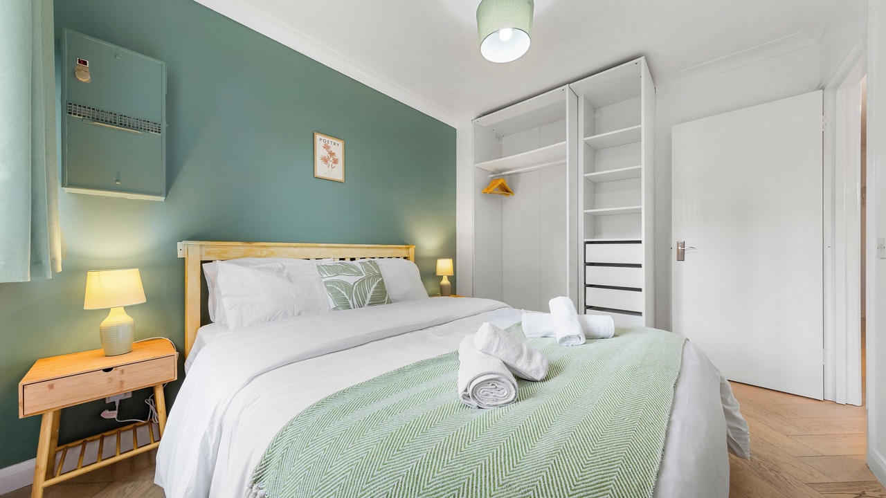 Photo of Bedroom in Syon