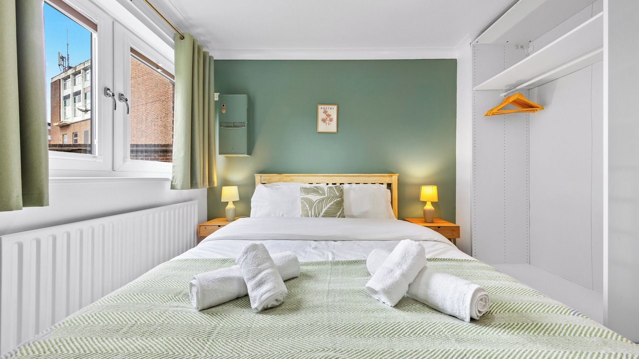 Photo of Bedroom in Syon