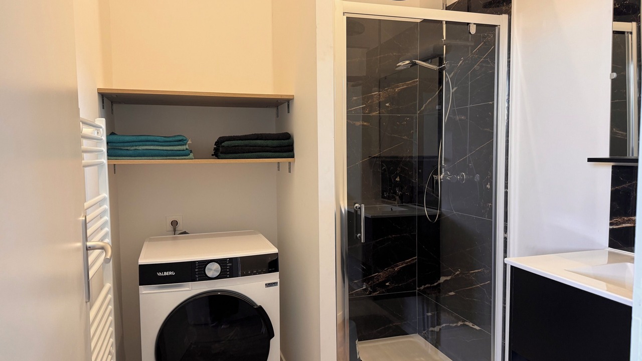 Photo of Bathroom in Chalons-en-Champagne