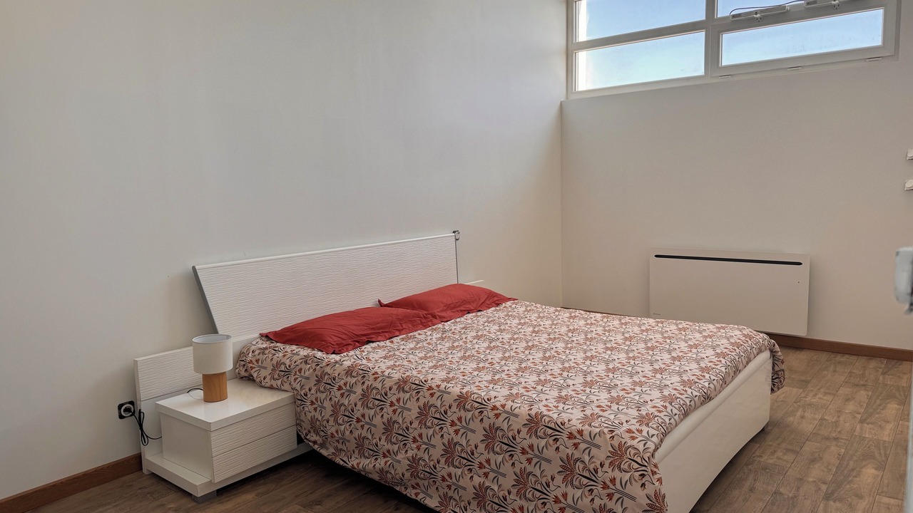 Photo of Bedroom in Chalons-en-Champagne