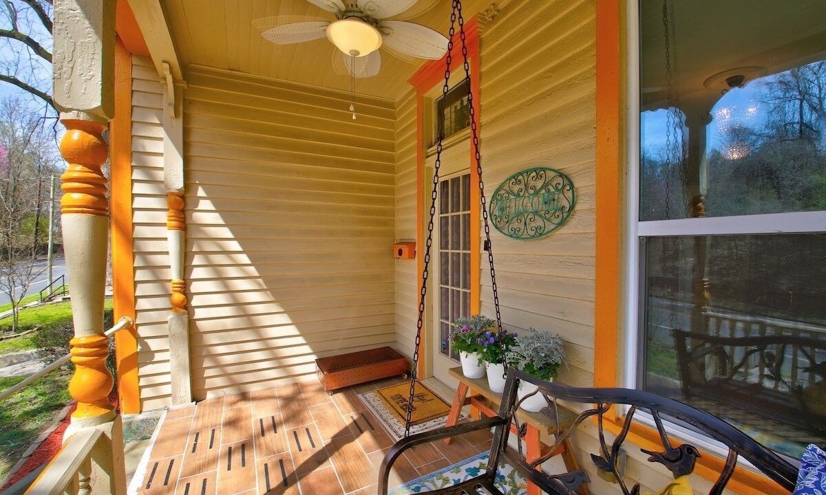 Photo of Patio Balcony in Hot Springs