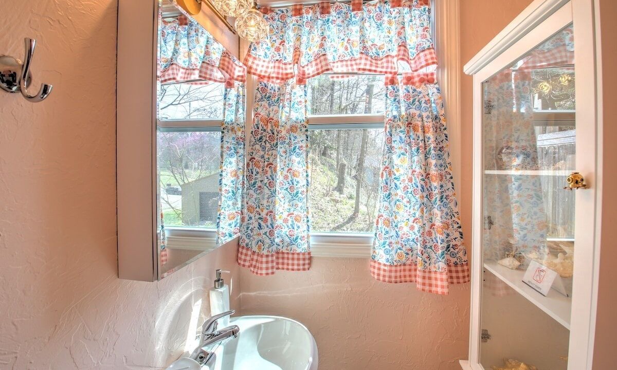 Photo of Bathroom in Hot Springs
