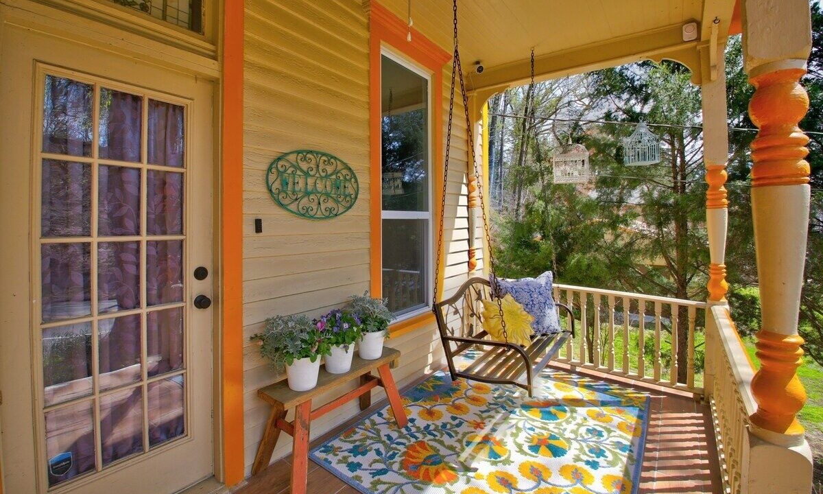 Photo of Patio Balcony in Hot Springs