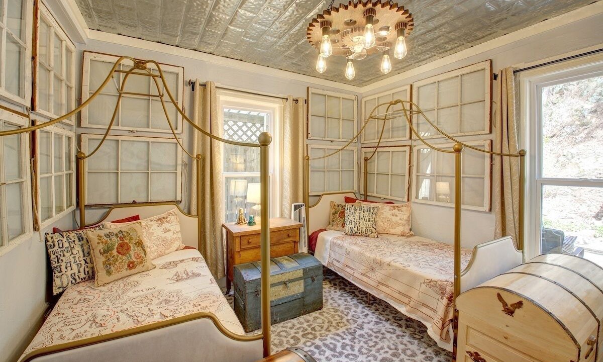 Photo of Bedroom in Hot Springs