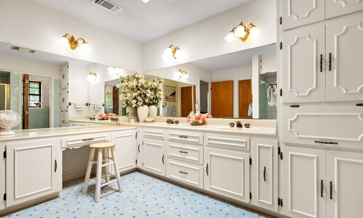 Photo of Bathroom in Hamilton