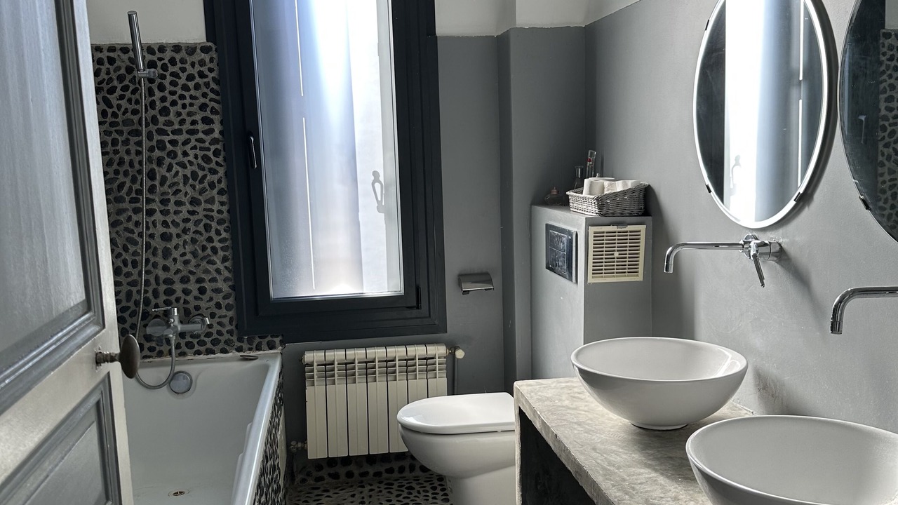 Photo of Bathroom in Saint-Hippolyte
