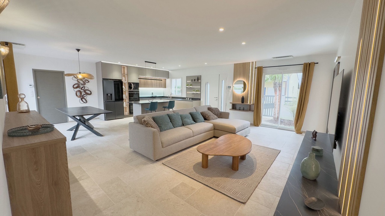 Photo of Livingroom in Saint-Ciers-du-Taillon