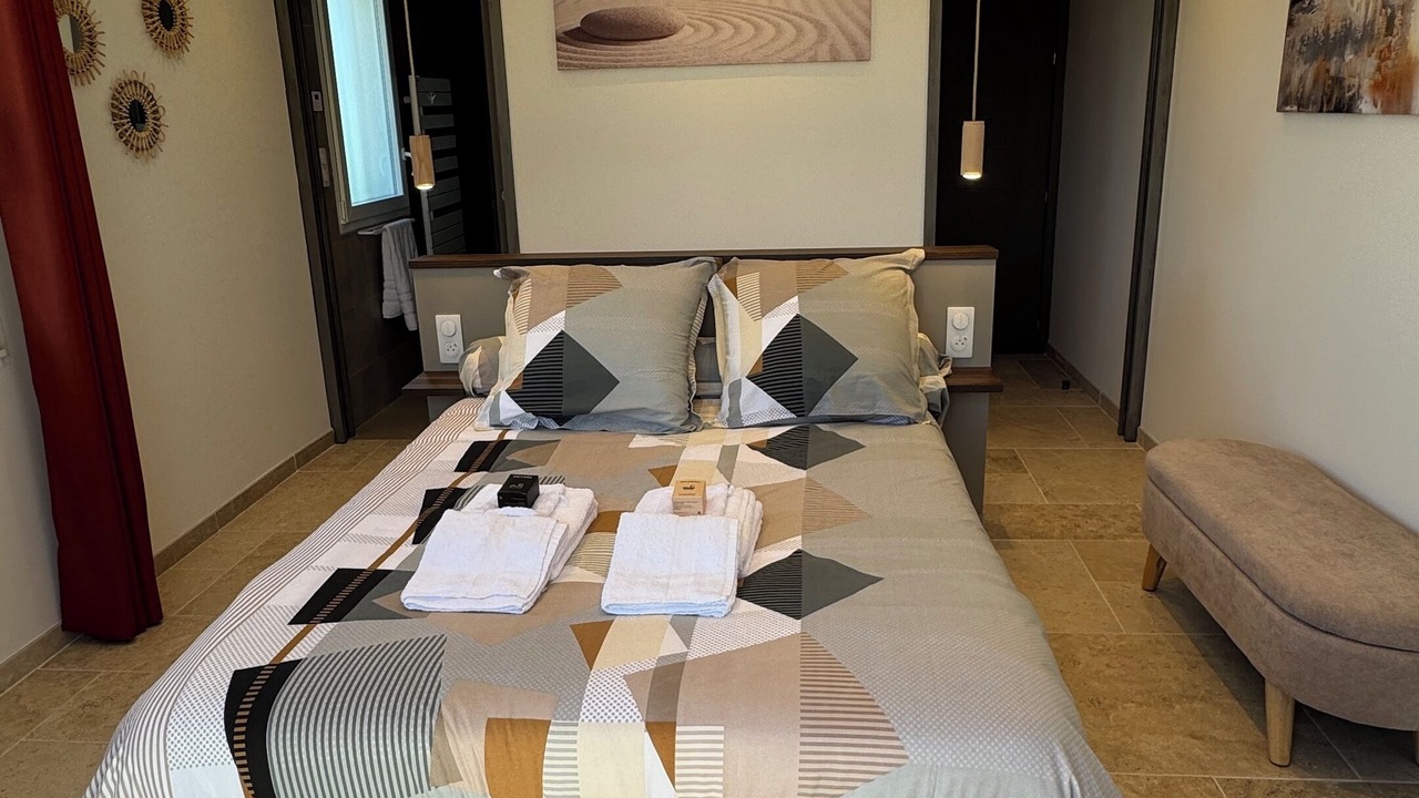 Photo of Bedroom in Saint-Ciers-du-Taillon