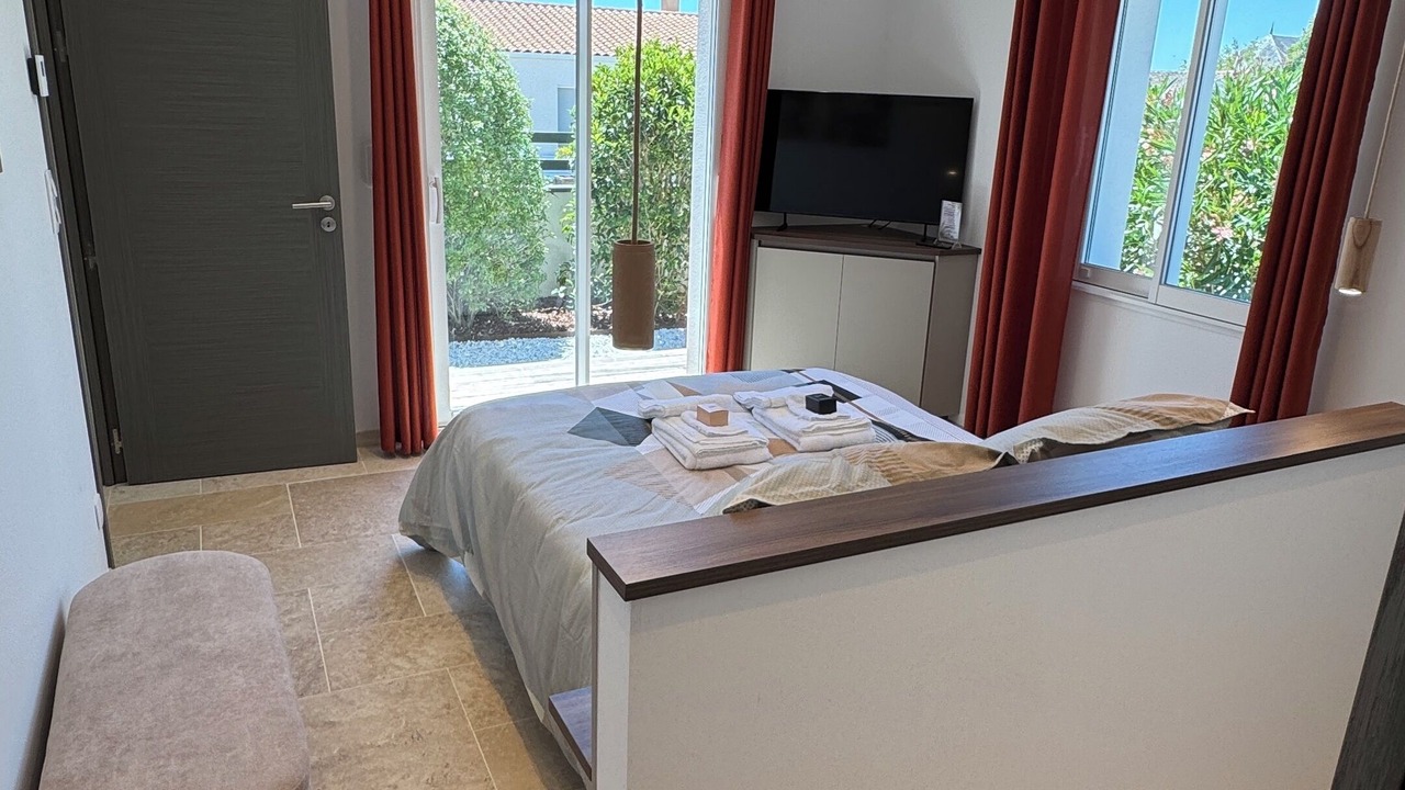 Photo of Bedroom in Saint-Ciers-du-Taillon