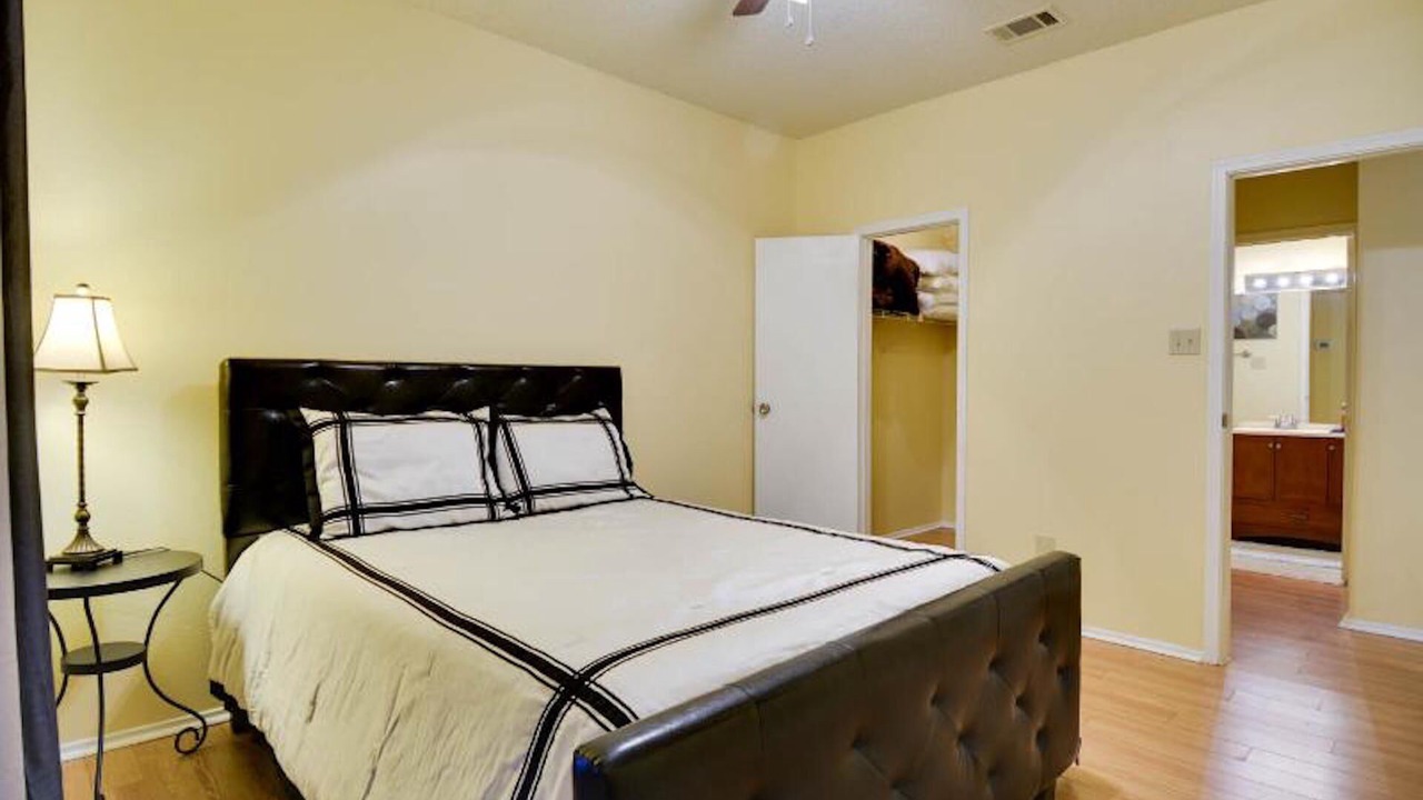 Photo of Bedroom in Village At Walnut Creek