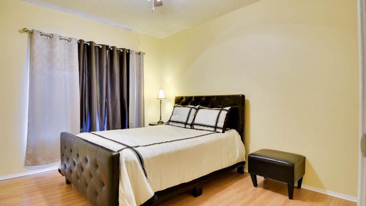 Photo of Bedroom in Village At Walnut Creek