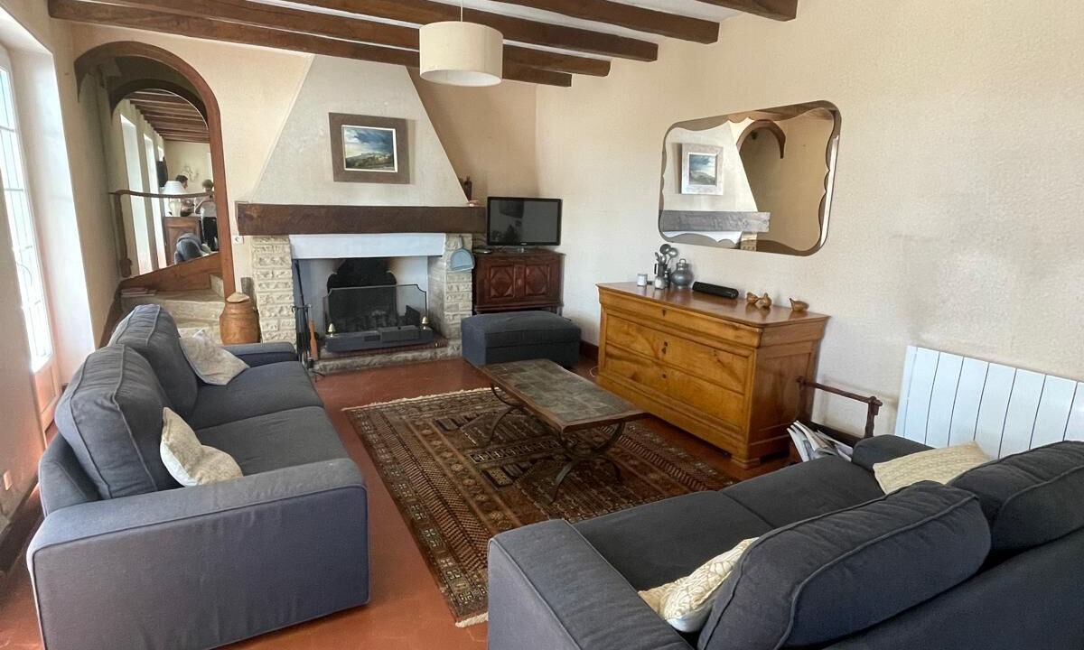 Photo of Livingroom in Pays-de-Belves