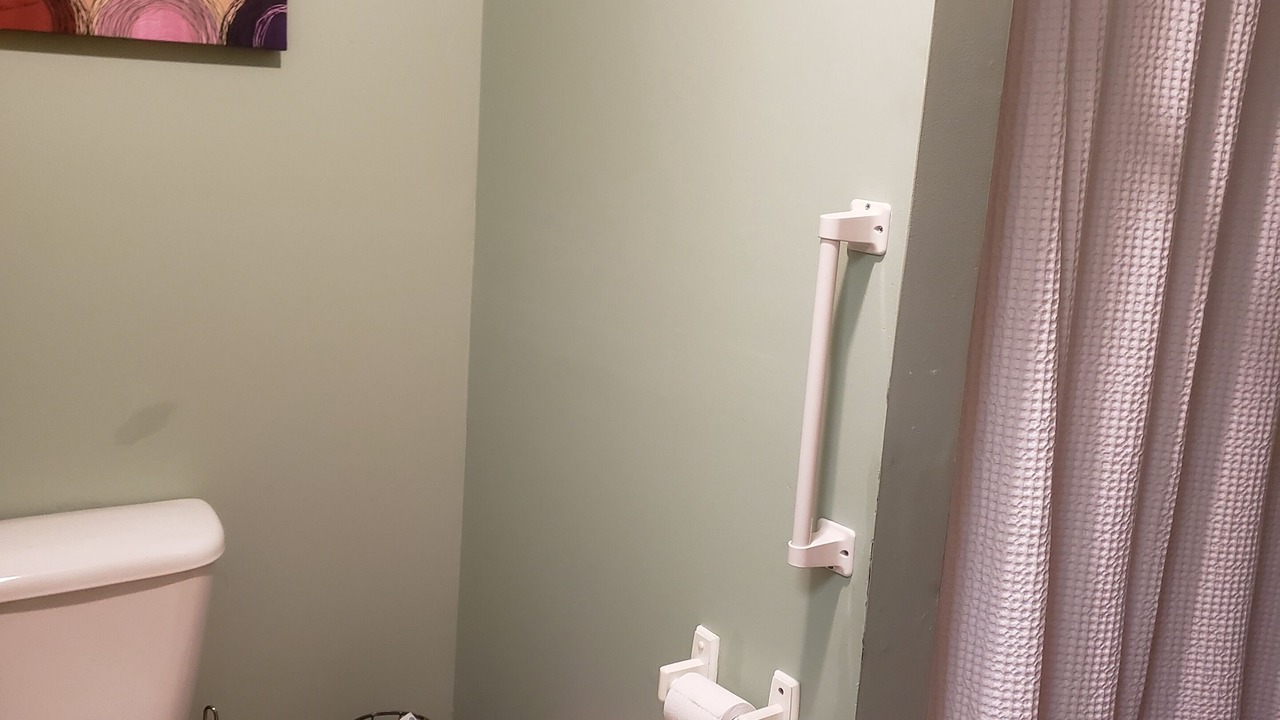 Photo of Bathroom in Young Harris