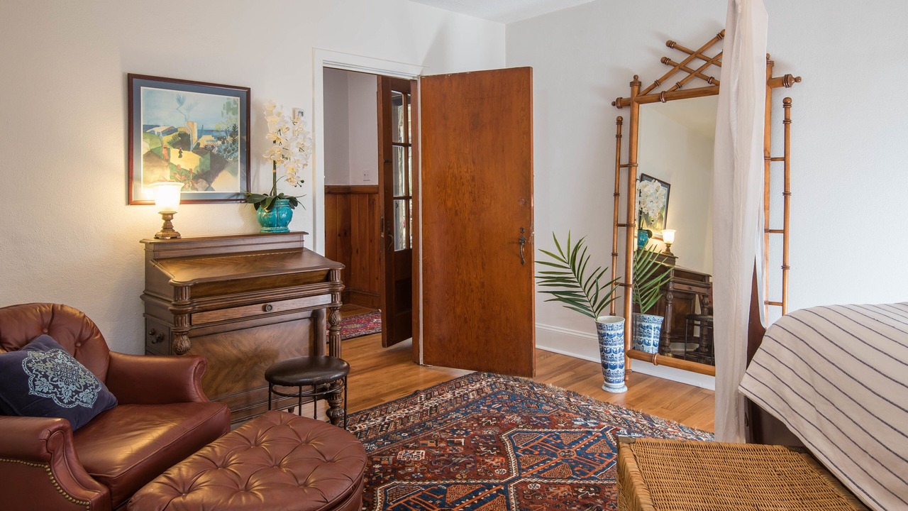 Photo of Bedroom in Hendersonville