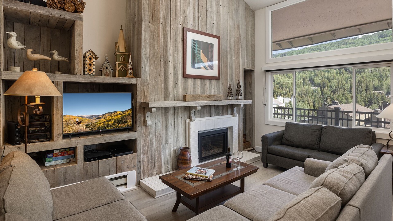 Photo of Livingroom in Vail