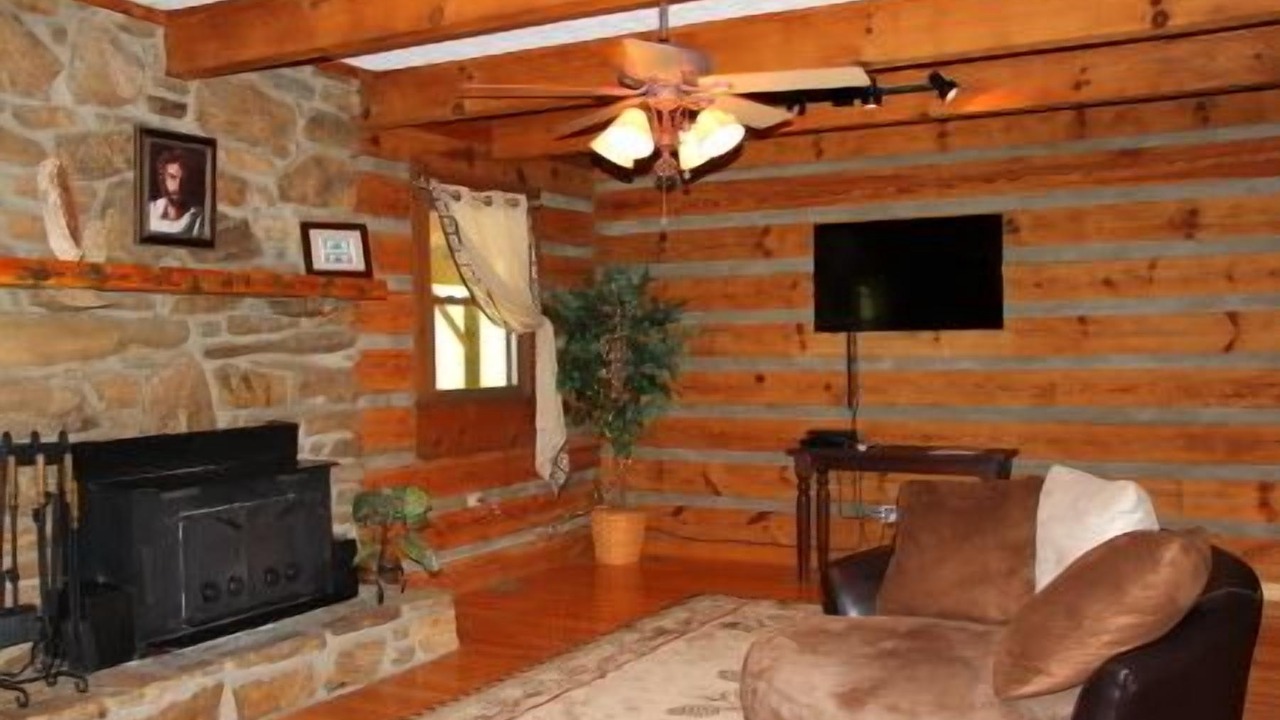 Photo of Livingroom in Clyde