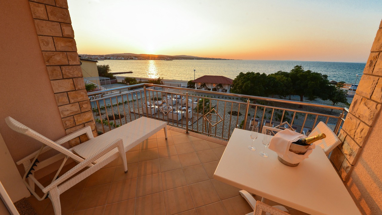 Photo of Patio Balcony in Vir