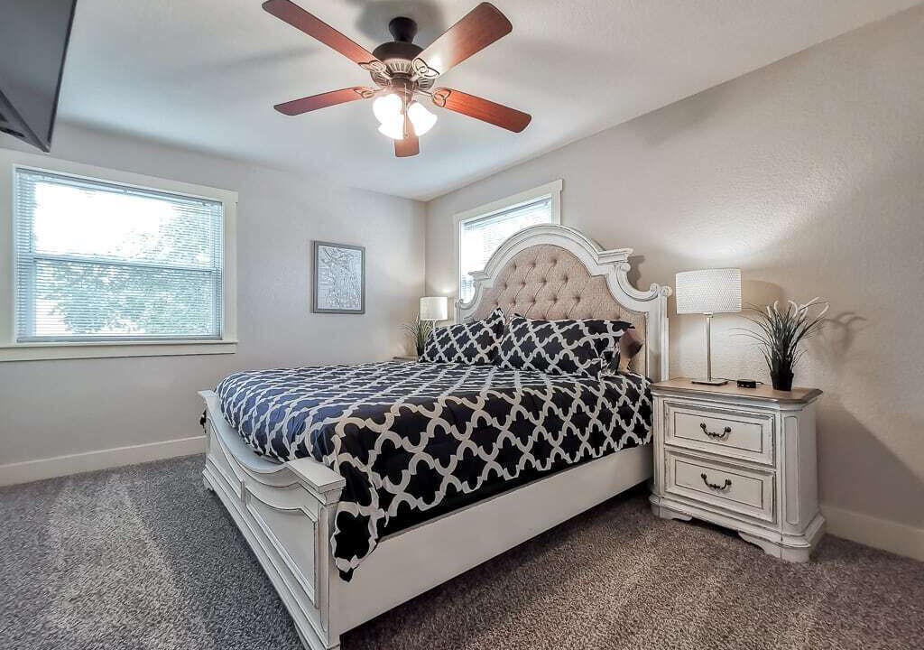 Photo of Bedroom in Plaza Westport