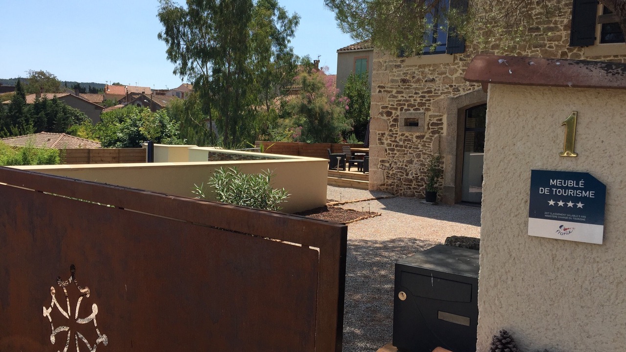 Photo of Outdoor in Montseret