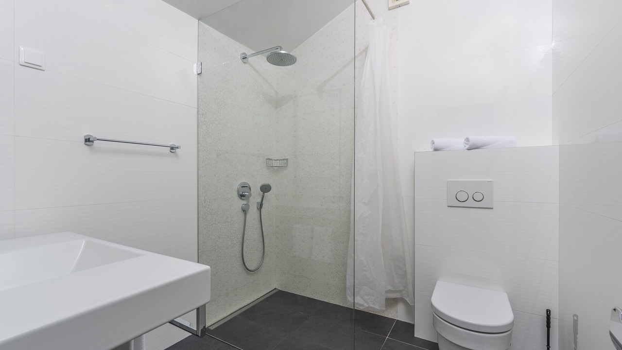Photo of Bathroom in Mali Maj