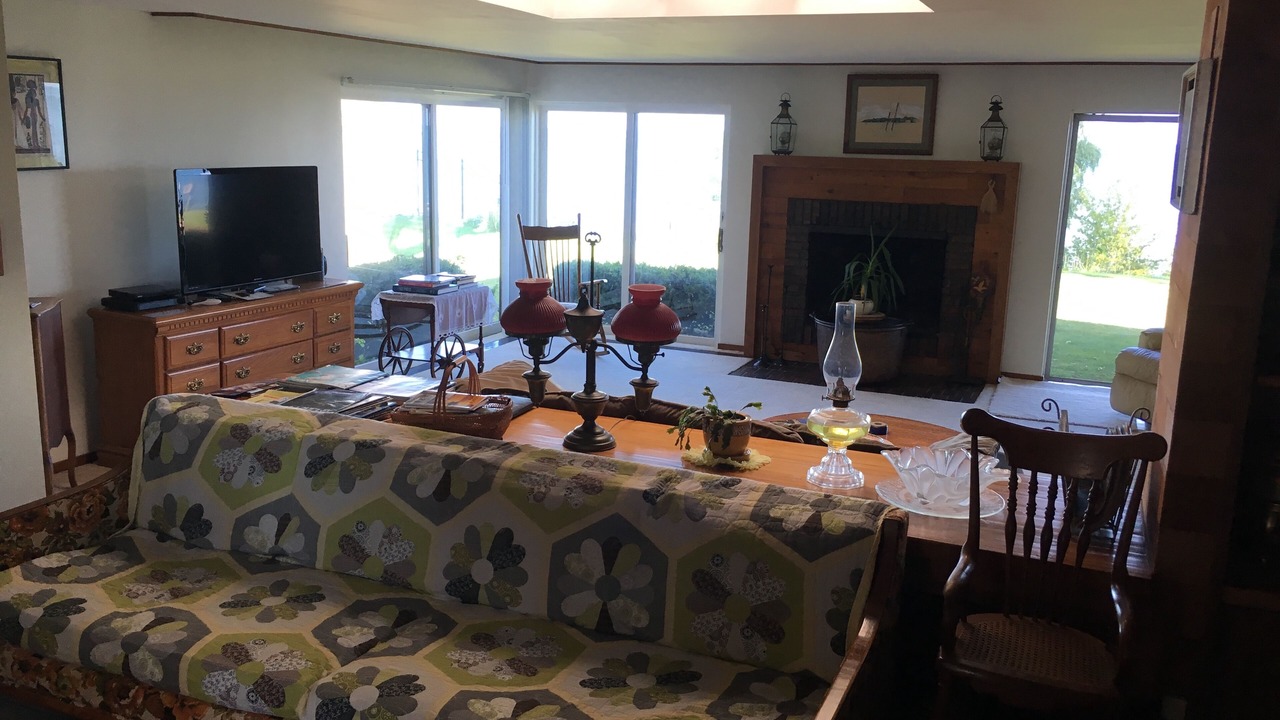 Photo of Livingroom in Olcott