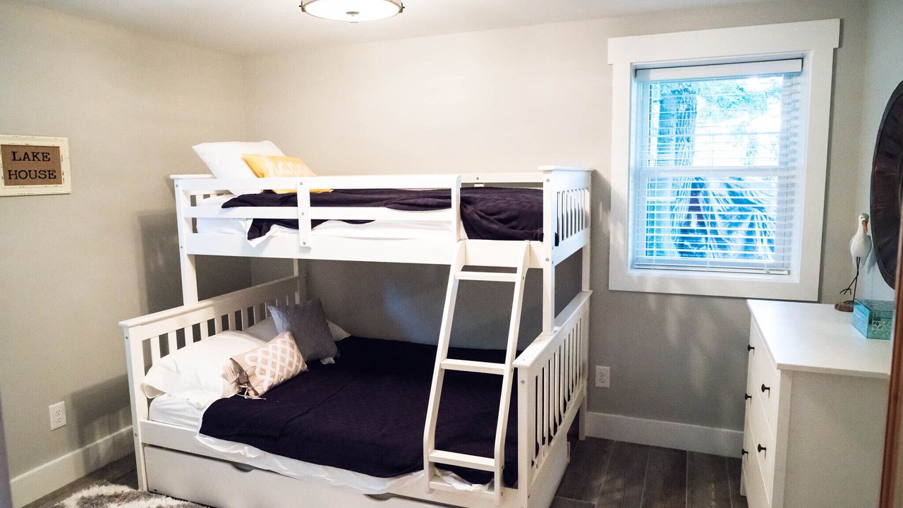 Photo of Bedroom in Treasure Lake